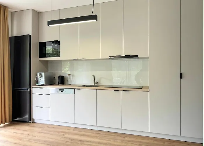 Baltic Whisper Hevenia *